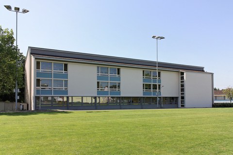 Foto 1: Schulhaus Sternmatt