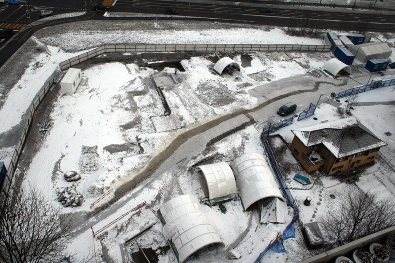 Vogelperspektive auf das Areal der Rettungsgrabung