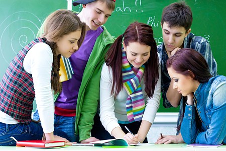 Titelbild Übertritt 1. Sekundarklasse - Langzeitgymnasium