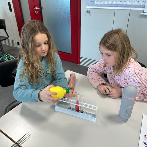 girls go MINT 2025 7.jpg