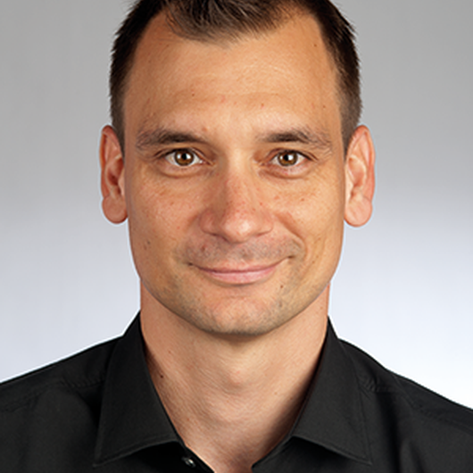 Hauser Stefan