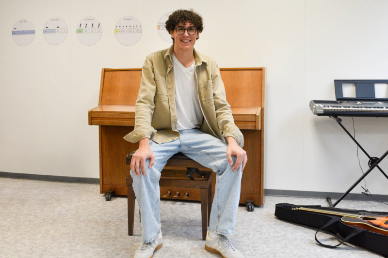 Cornel Föllmi befindet sich im zweiten Studienjahr des Bachelorstudiengangs Primarstufe