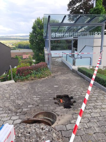 Wasserleitungsbruch_web.jpg