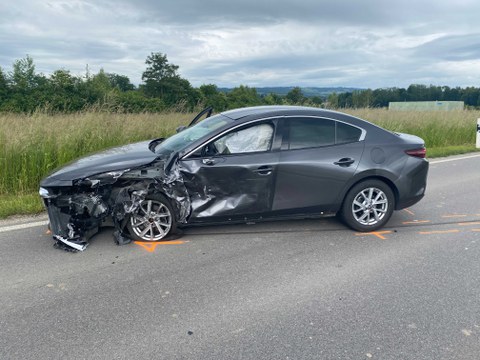#14 Verkehrsdienst wegen Autokollision auf Drälikerstrasse