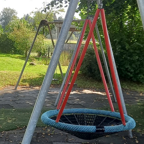 Spielplatz Schulhaus Matten