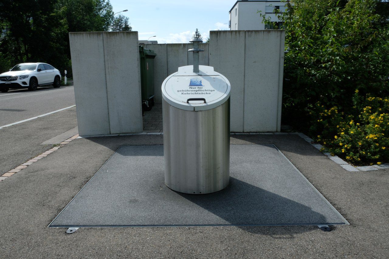 Unterflurcontainer Wartstrasse