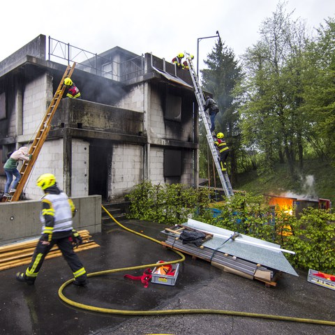 2025-04-23_Übung allg. Feuerwehrdienst_mca_037.jpg