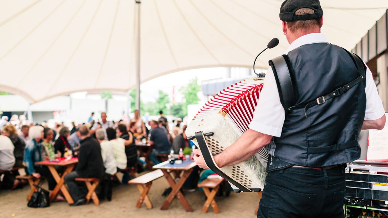 1. August-Feier auf dem Dorfplatz