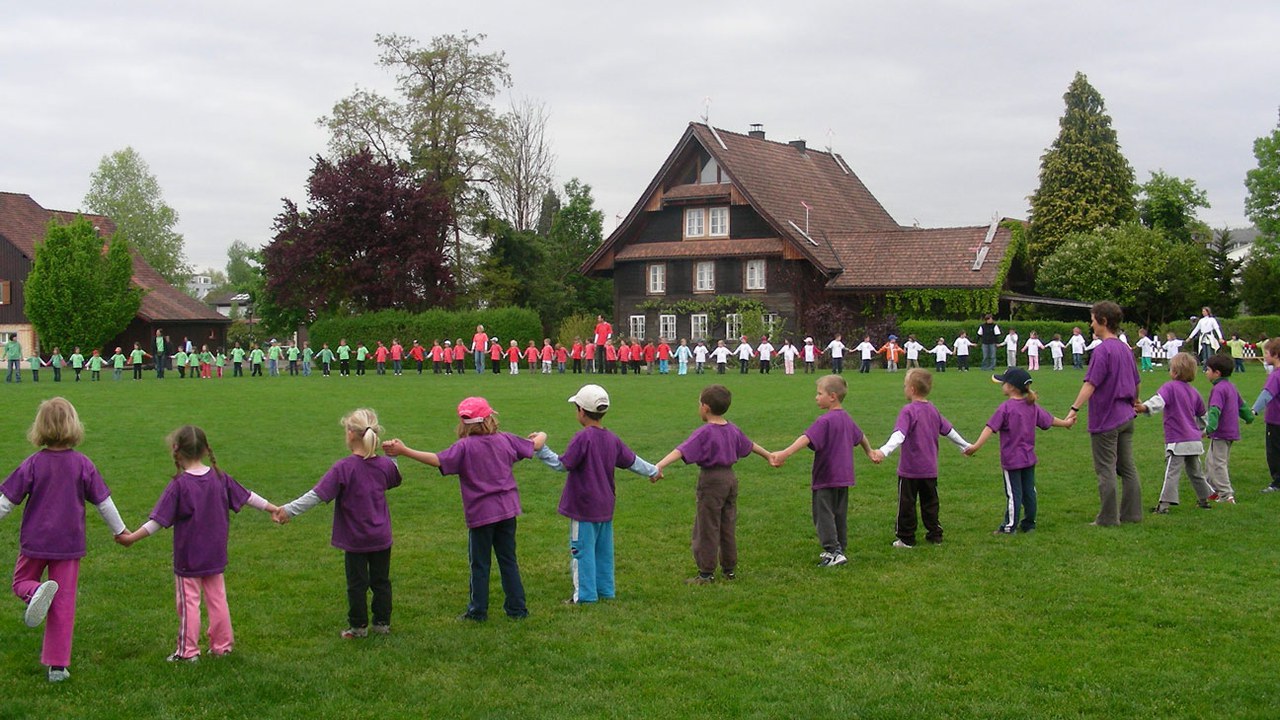 Projekt Purzelbaum der Schule Steinhausen.