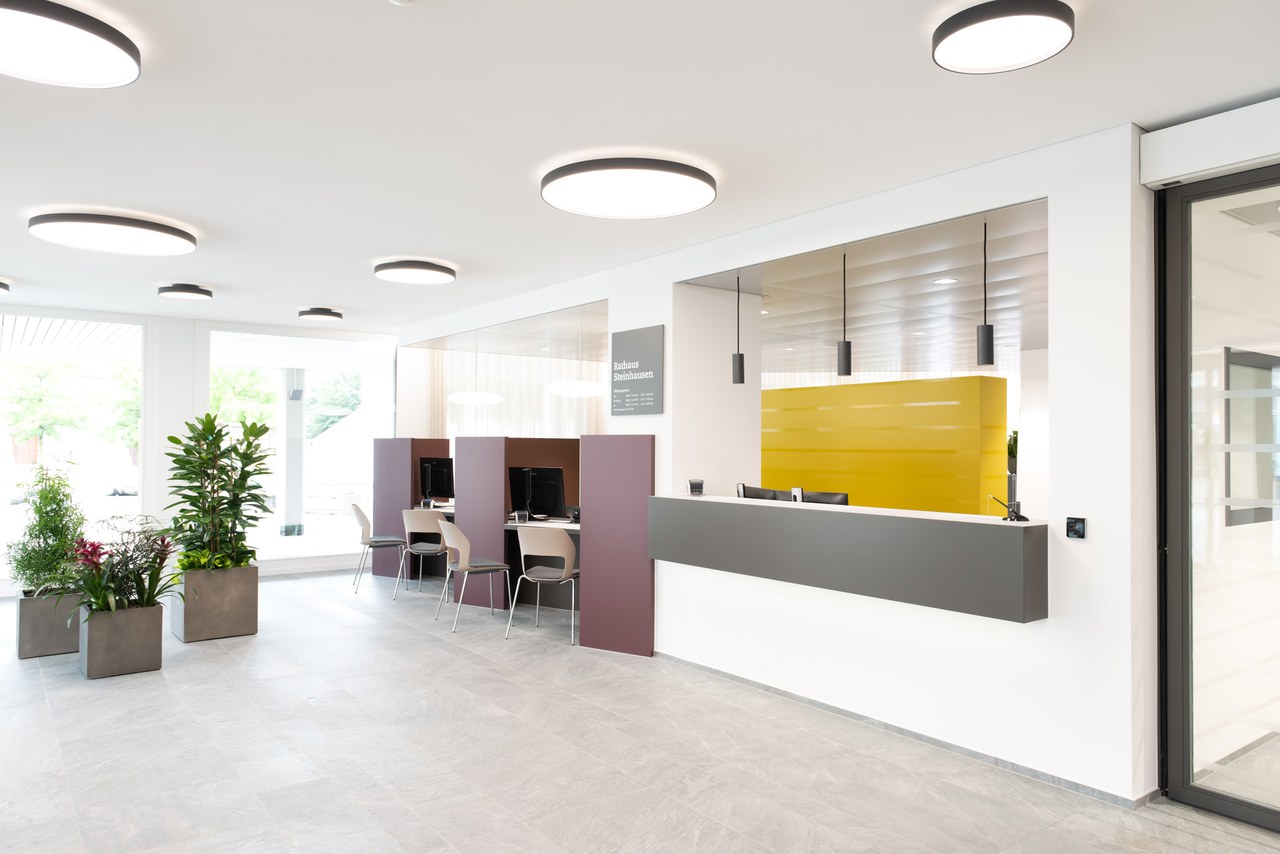 Die Einwohnerkontrolle ist die zentrale Anlaufstelle der Gemeinde Steinhausen.