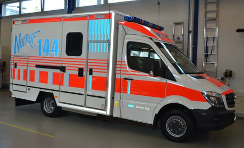 Rettungsdienst Zug übernimmt zwei neue Rettungswagen