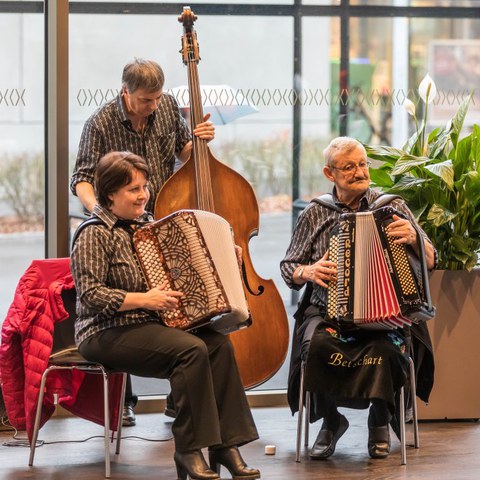 ZSO ZG Jahresrapport 2018 - musikalische Unterhaltung