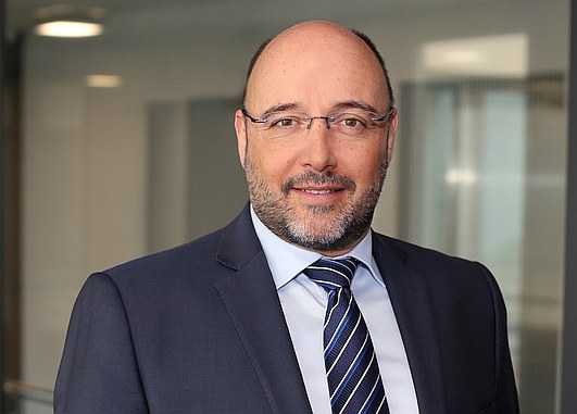 Porträt Thomas Armbruster